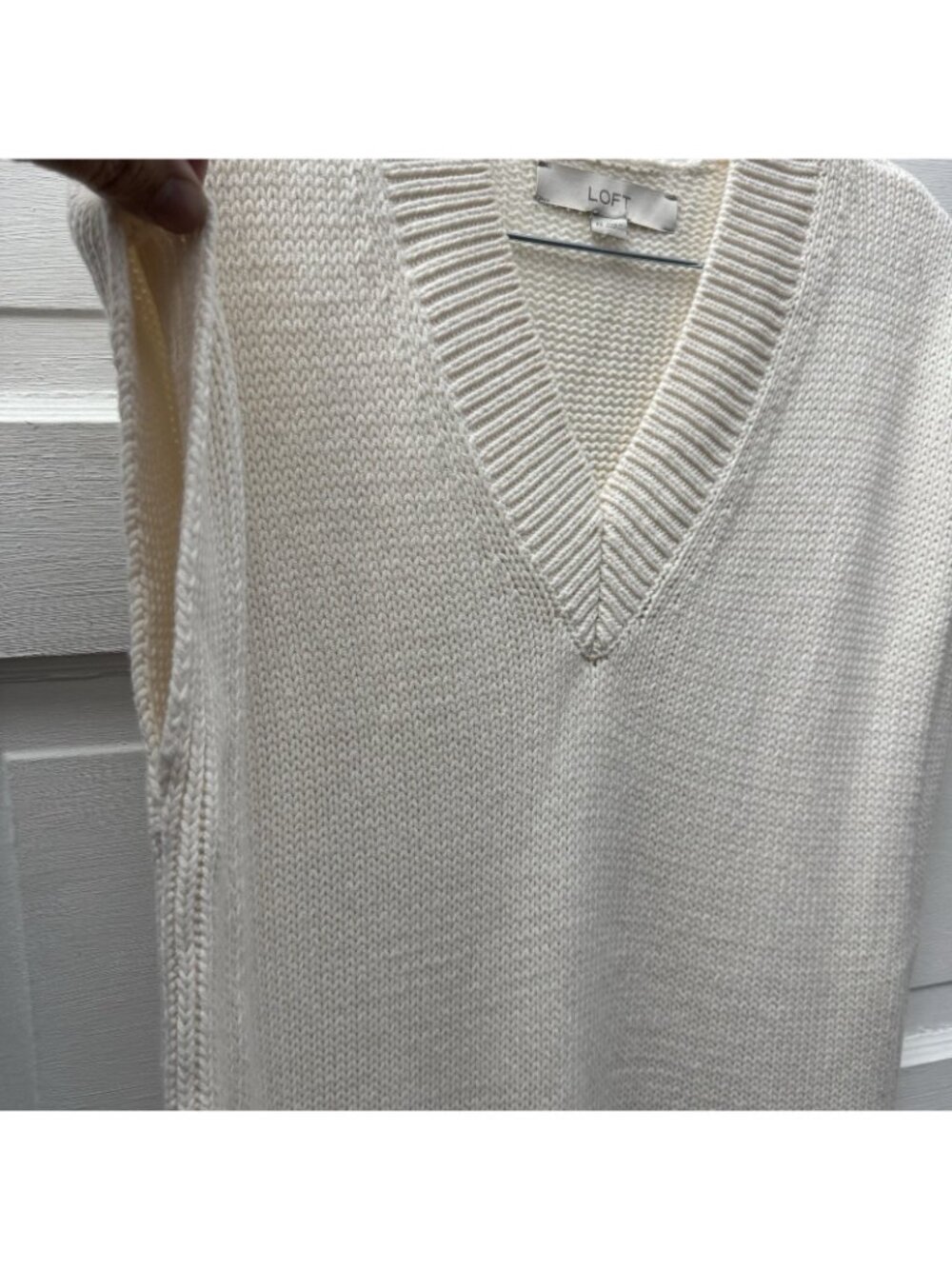 LOFT XS Sleeveless Sweater Vest Ivory Cotton Blend V Neck Tunic Side Slits - Picture 3 of 8